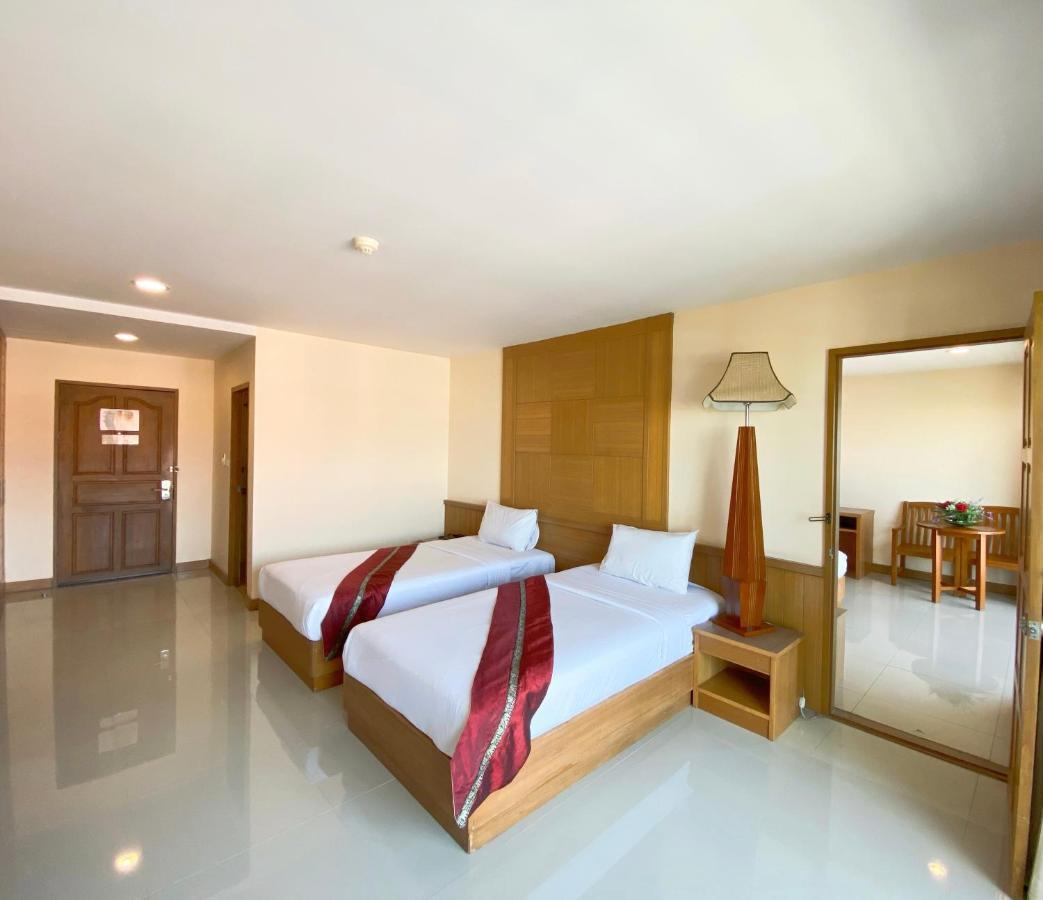 Hotel Metro Point Bangkok Esterno foto