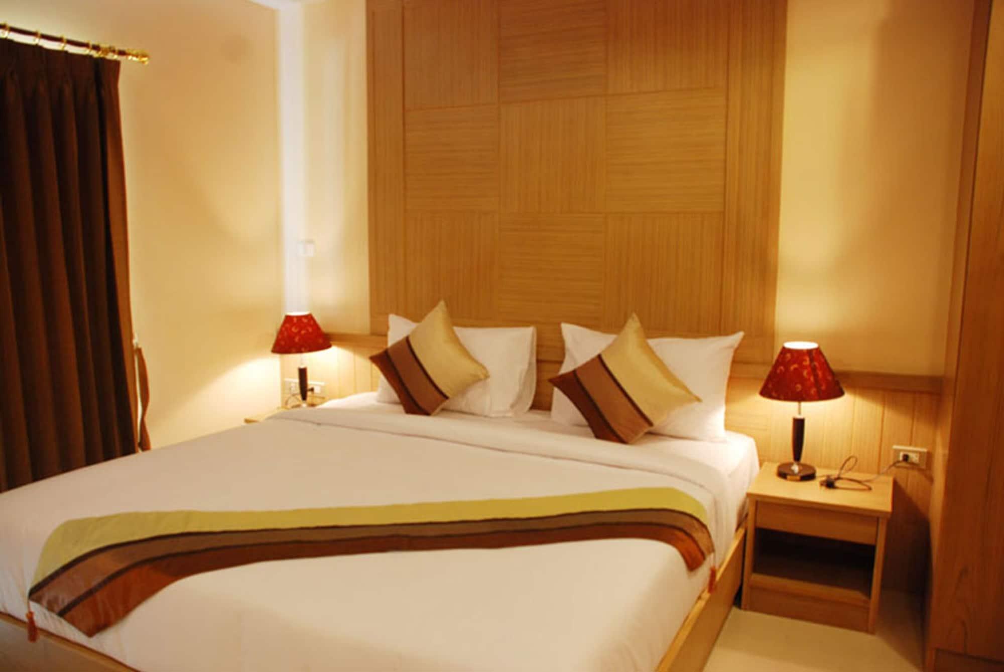 Hotel Metro Point Bangkok Esterno foto