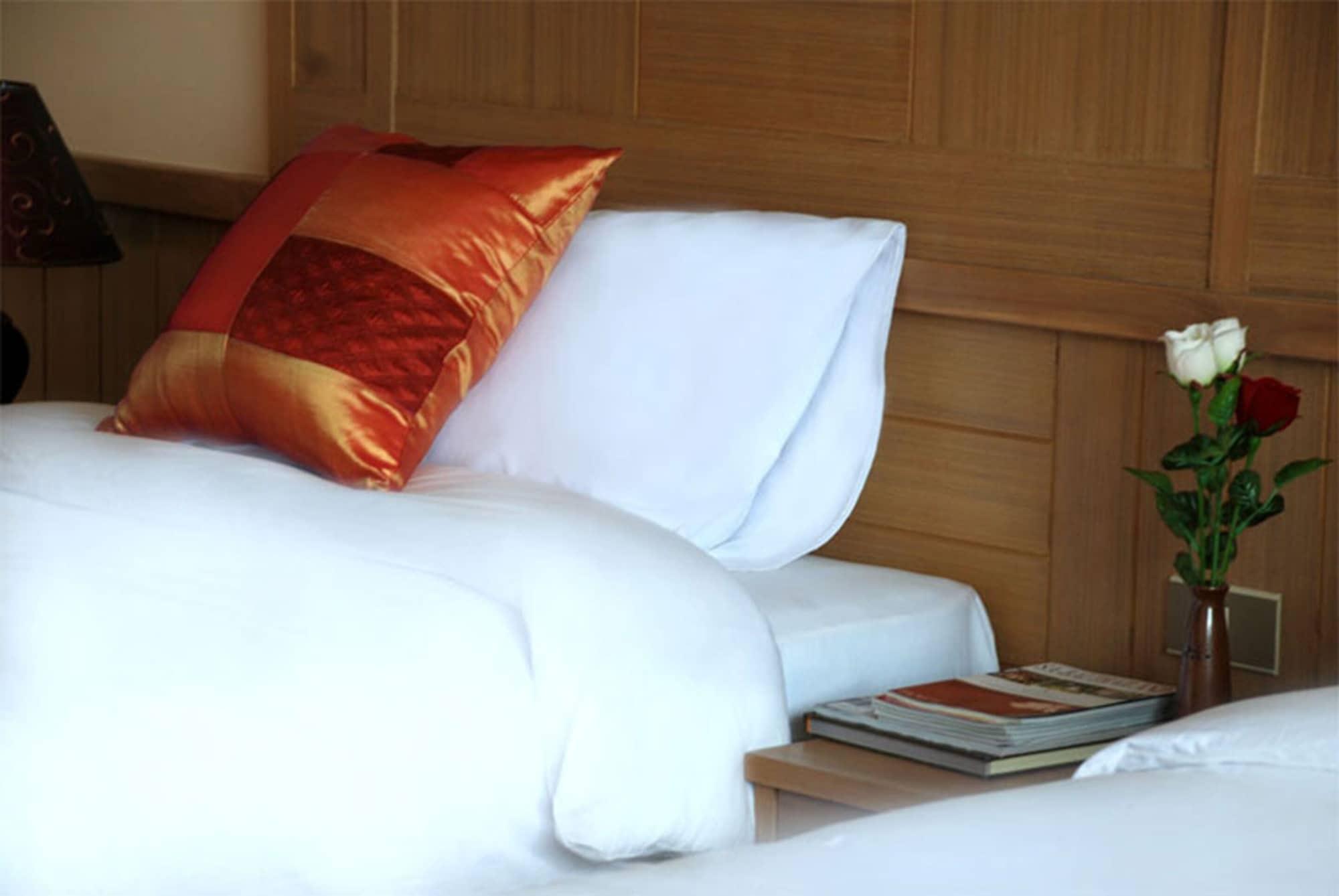 Hotel Metro Point Bangkok Esterno foto