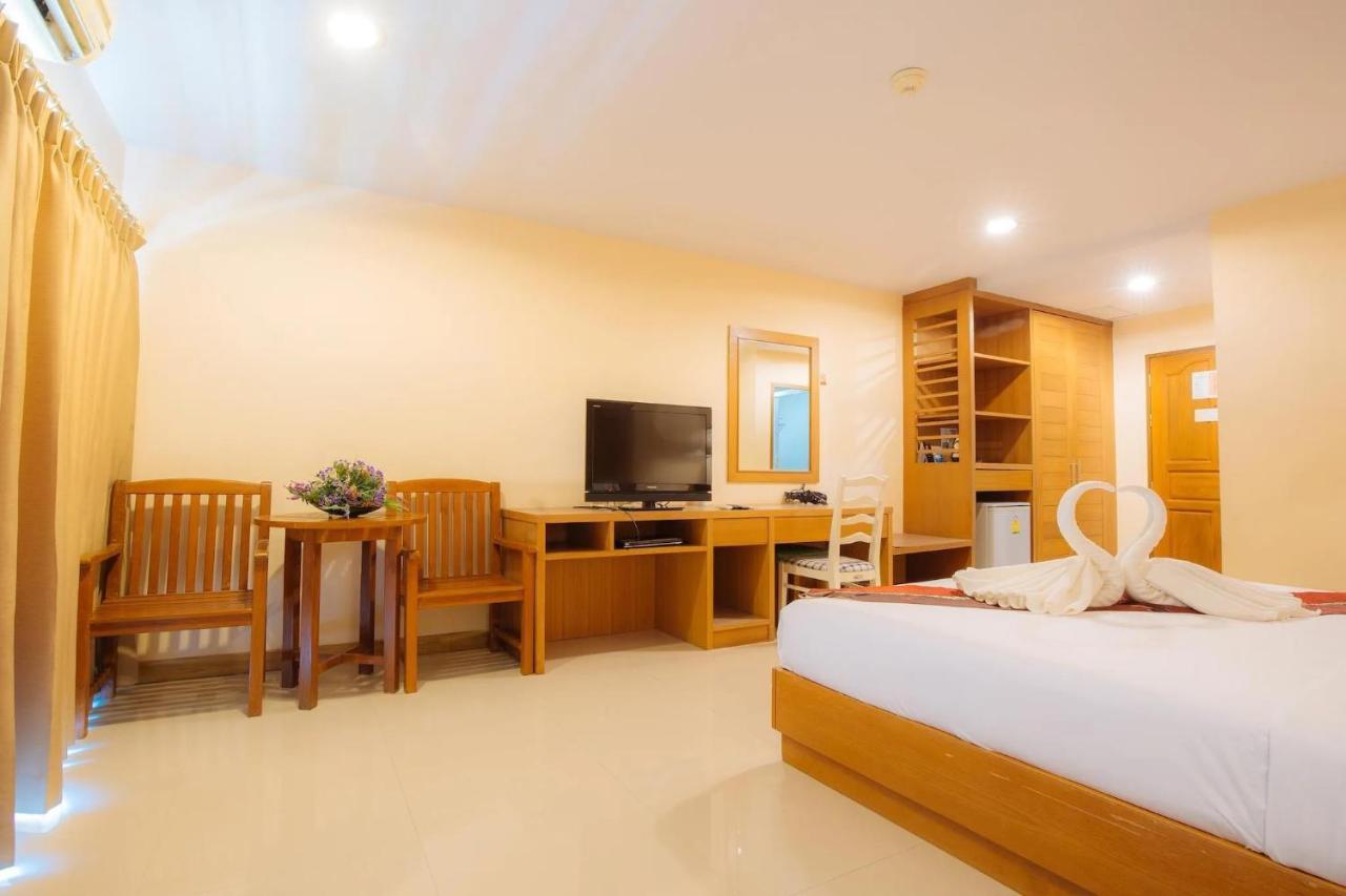 Hotel Metro Point Bangkok Esterno foto